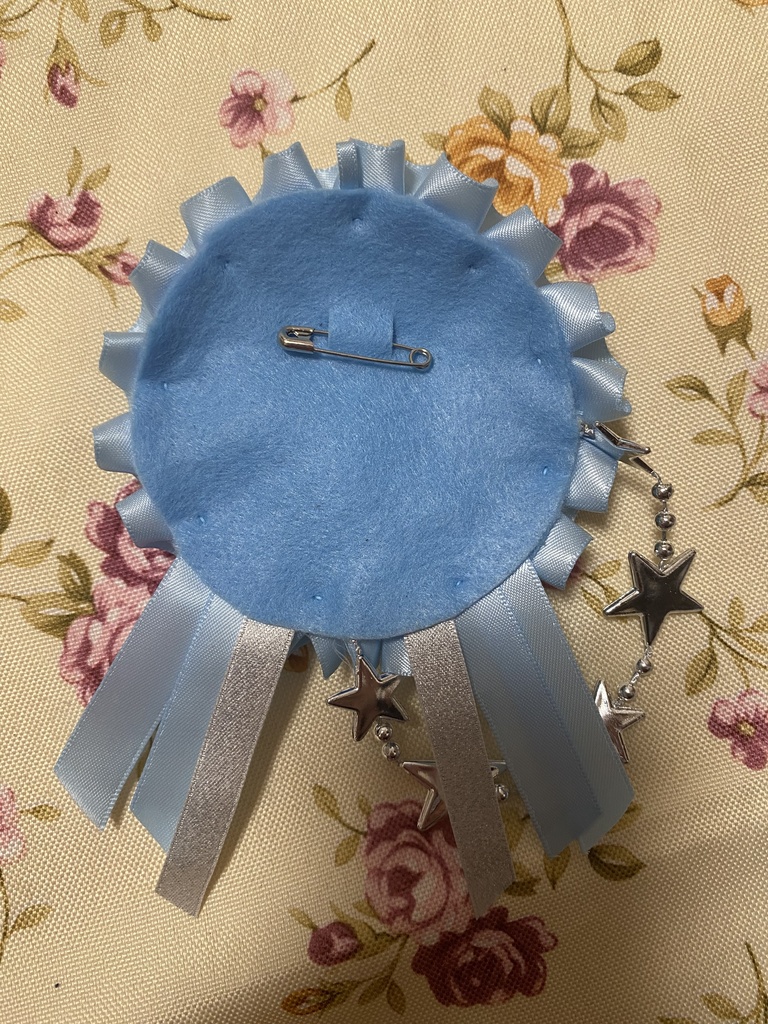 シューティングスター ロゼット 缶バッジ 水色