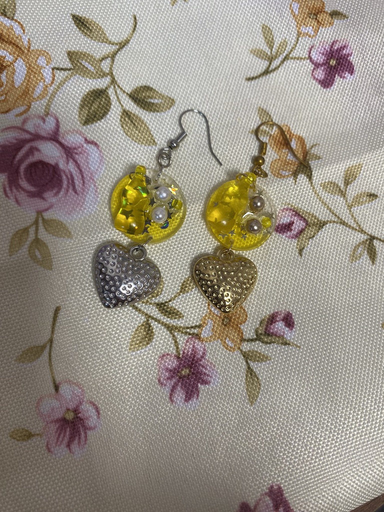 ドリンクミー ストラップ イヤリング ピアス 黄色