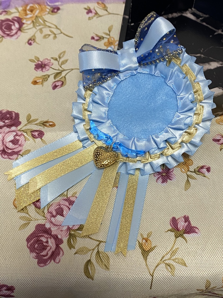 エンジェルハート ロゼット 缶バッジ 水色