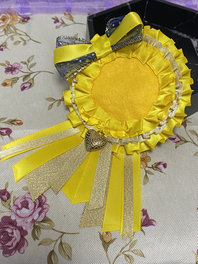 エンジェルハート ロゼット 缶バッジ 黄色