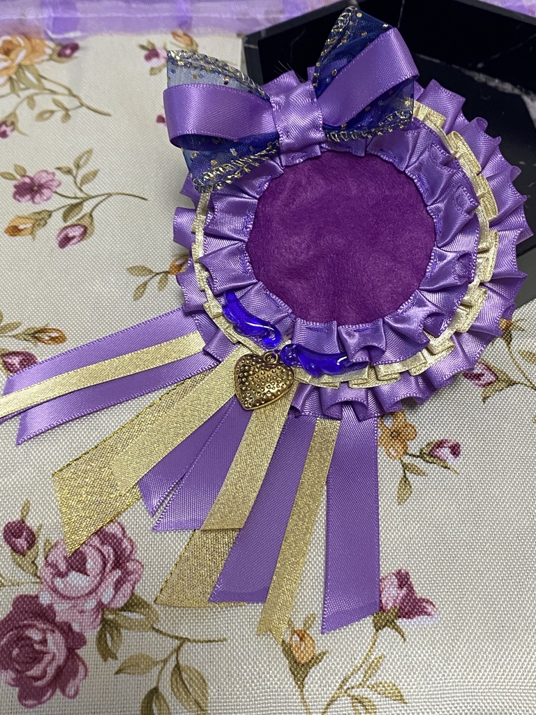 エンジェルハート ロゼット 缶バッジ 紫