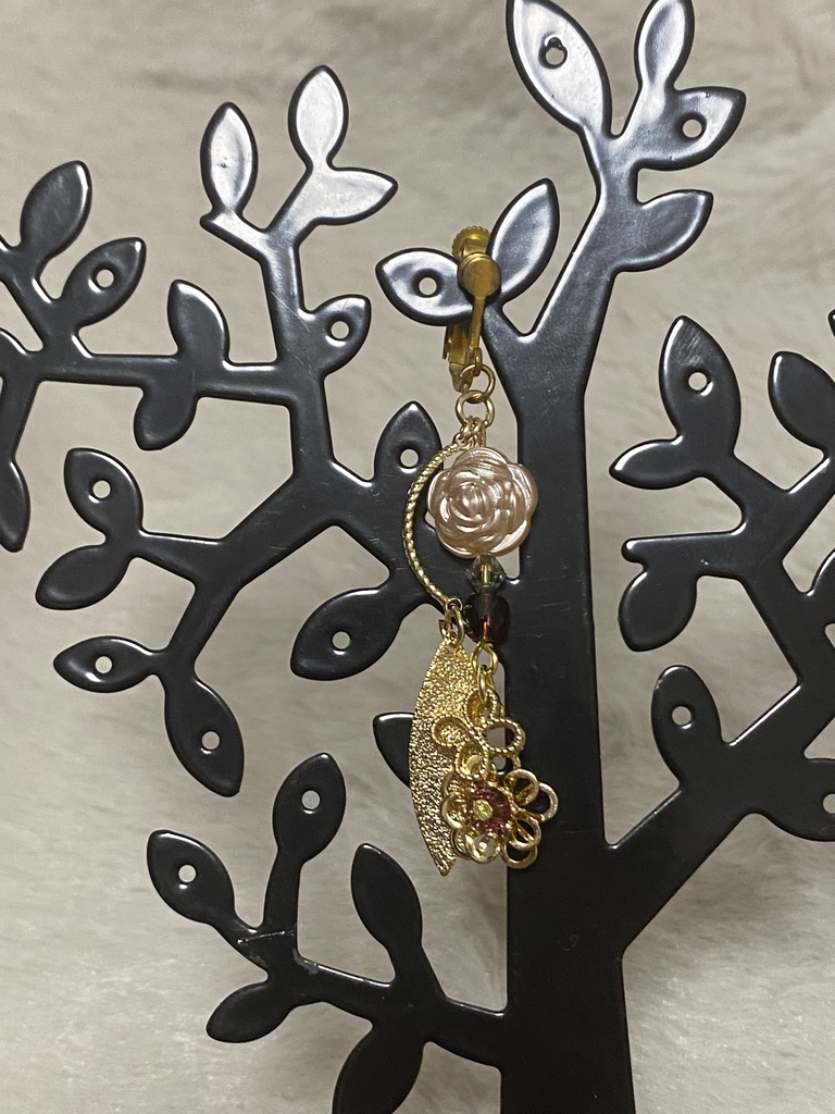 フラワーモチーフ 明石