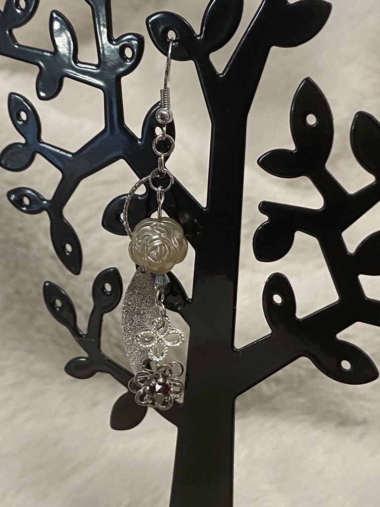 フラワーモチーフ アナザーカラー