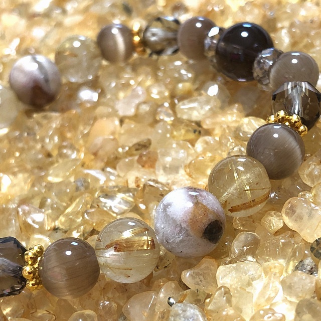 【ツイステ】サバナクロー寮イメージブレスレット①