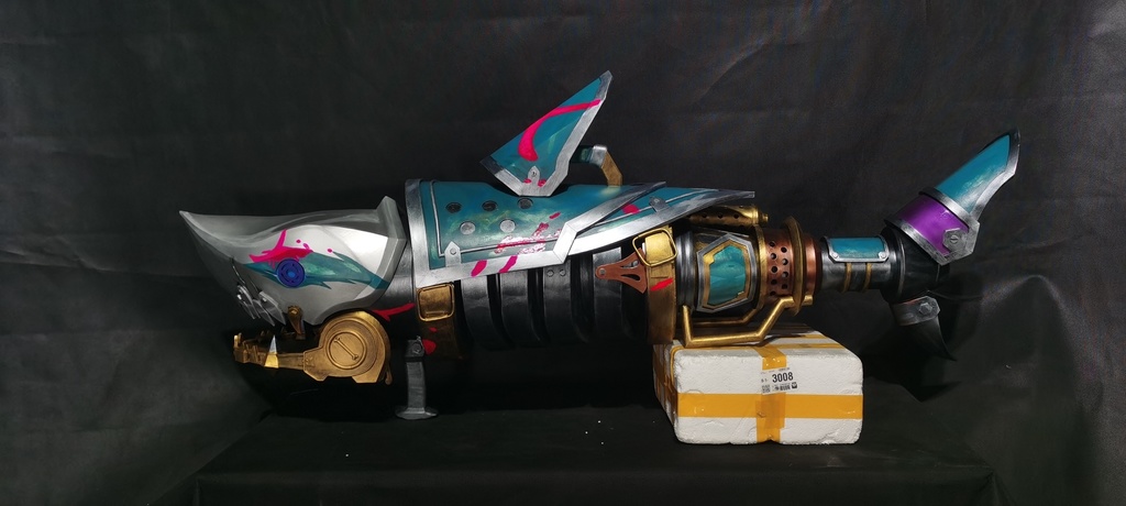 lol ジンクス コスプレ用武器 フィッシュボーン 発光機能付き、煙幕付き可能
