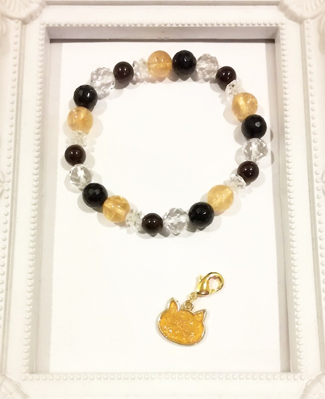みついろ*猫の天然石ブレスレット(金運UP)