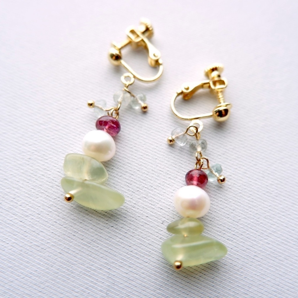 ちいさなクリームソーダのイヤリング/ピアス