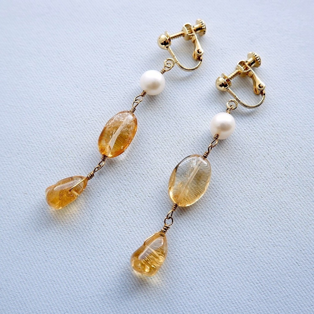 滴る蜂蜜紅茶のイヤリング/ピアス