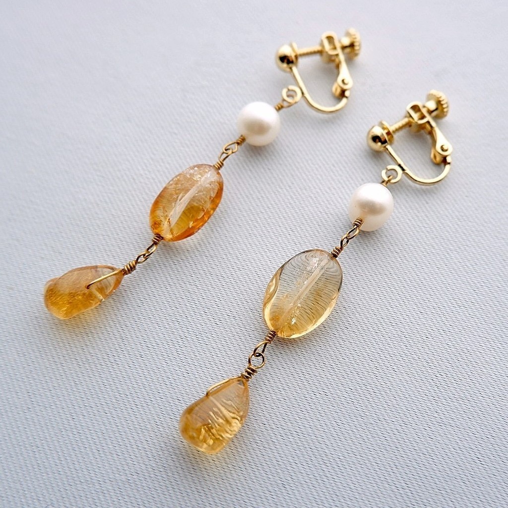 滴る蜂蜜紅茶のイヤリング/ピアス