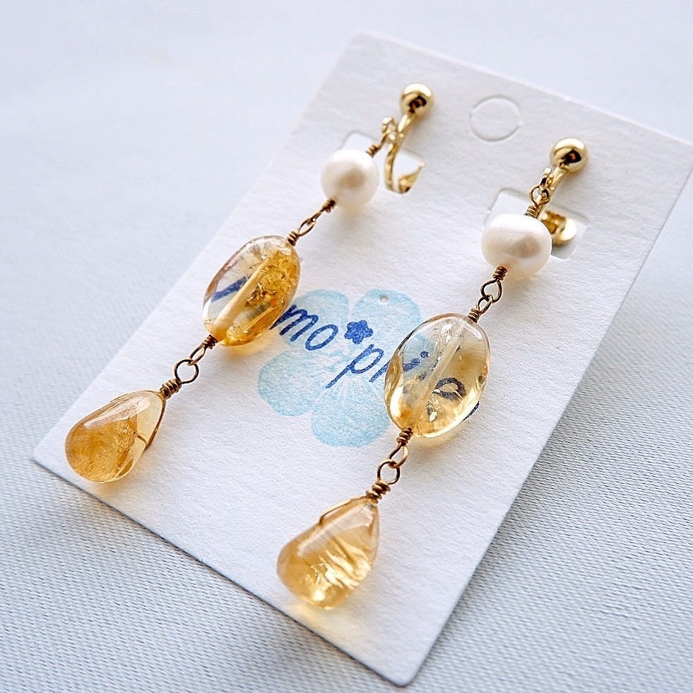 滴る蜂蜜紅茶のイヤリング/ピアス