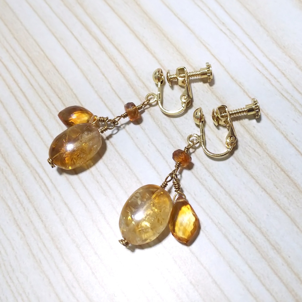 輝く飴色紅茶のイヤリング/ピアス