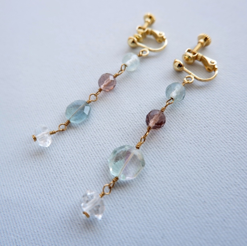 煌めく雪氷のイヤリング/ピアス