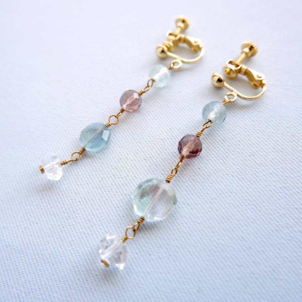 煌めく雪氷のイヤリング/ピアス