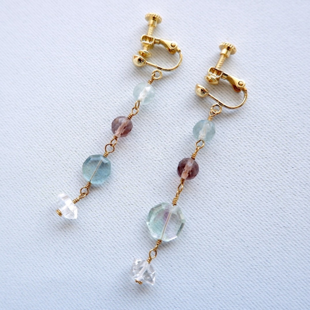 煌めく雪氷のイヤリング/ピアス