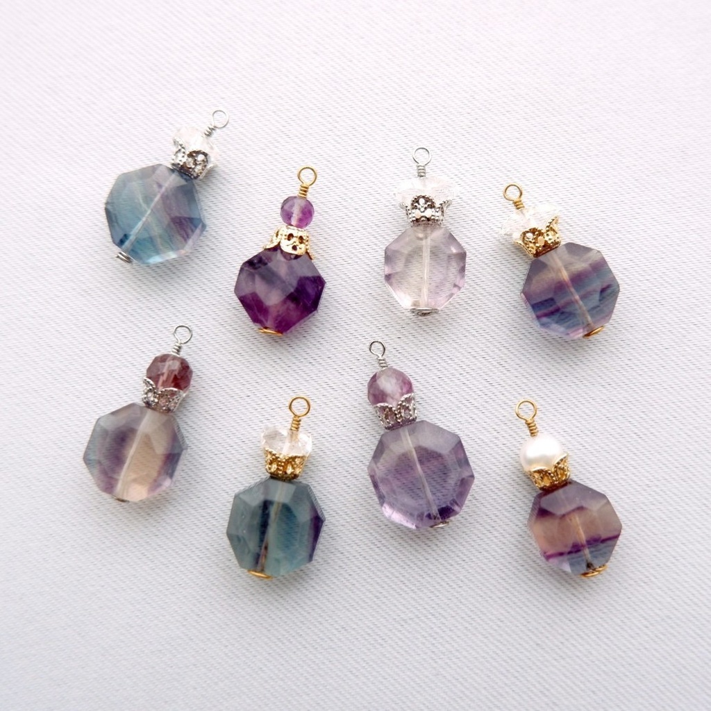 ひとつまみの魔法香水瓶チャーム①