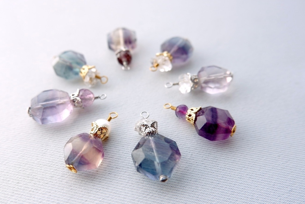 ひとつまみの魔法香水瓶チャーム③