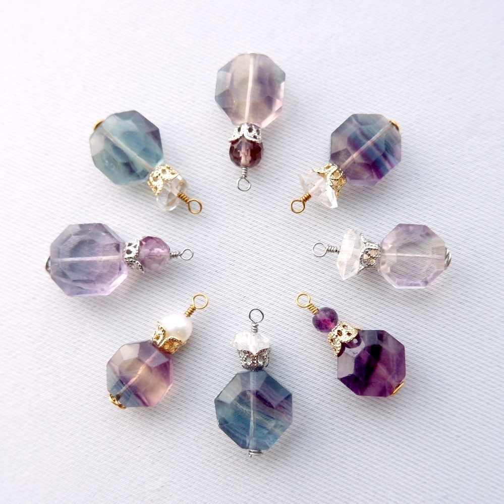 ひとつまみの魔法香水瓶チャーム④