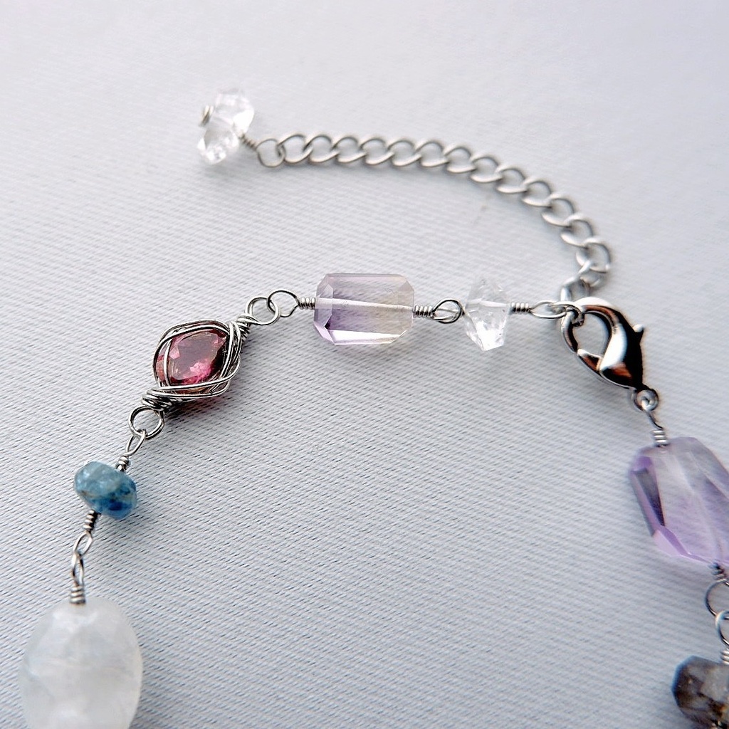 氷雨のブレスレット