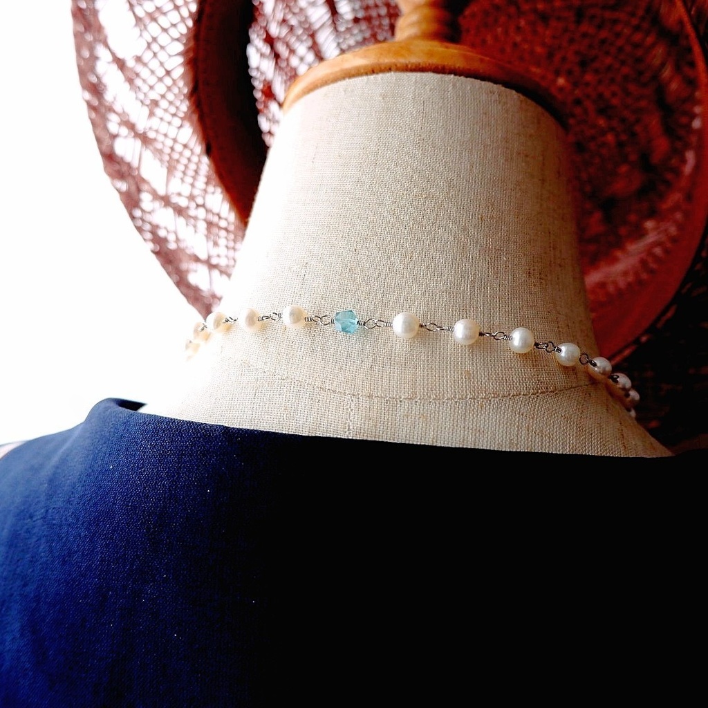 泡沫と漣のネックレス