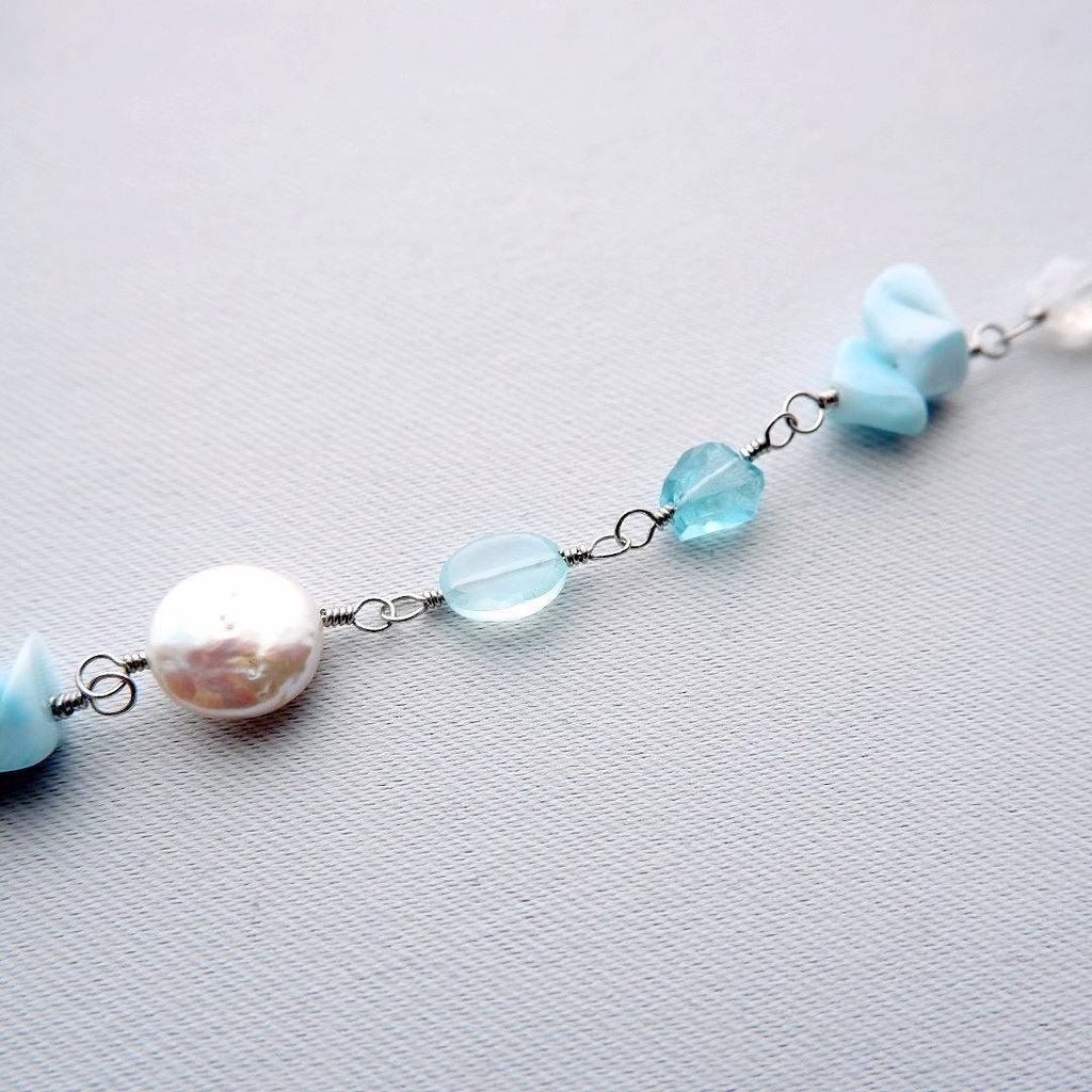 泡沫と漣のネックレス