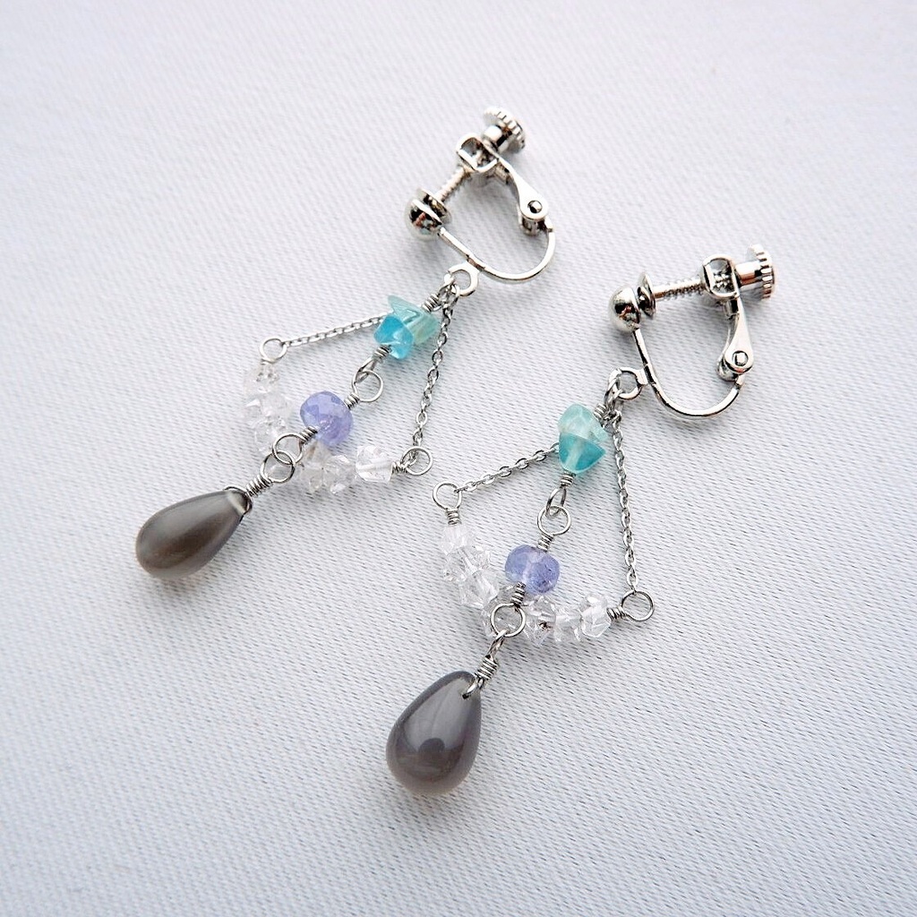 打ち寄せる波のイヤリング/ピアス