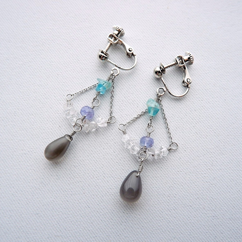 打ち寄せる波のイヤリング/ピアス