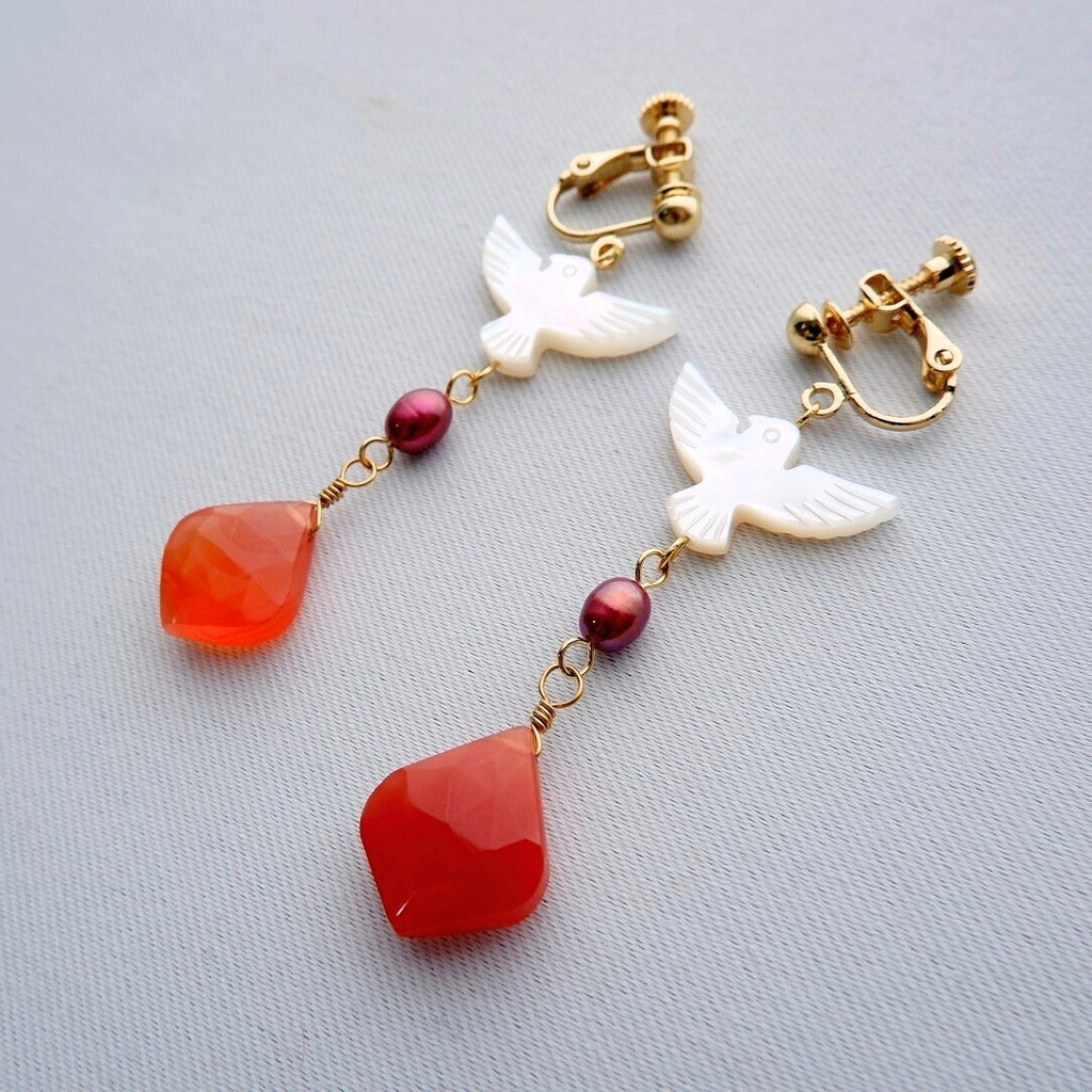 炎従える鳥たちのイヤリング/ピアス