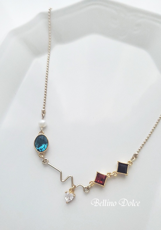 Kiss of Lifeモチーフアクセサリー