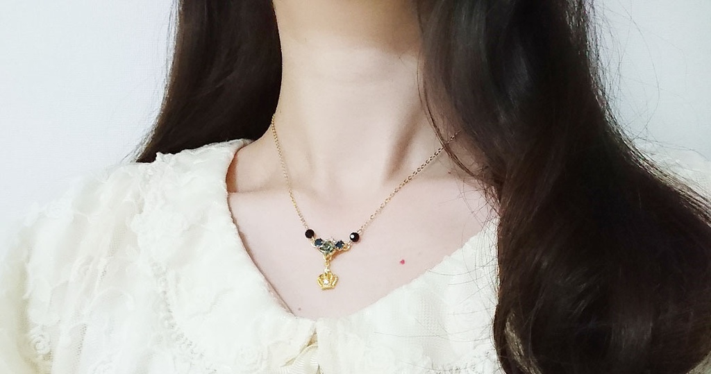 Knightsクラウンネックレス