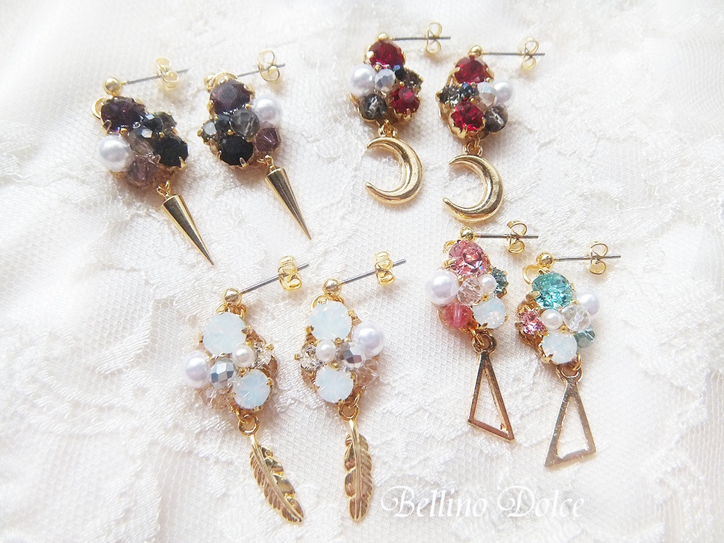 ユニットビジューチャームピアス(イヤリング)