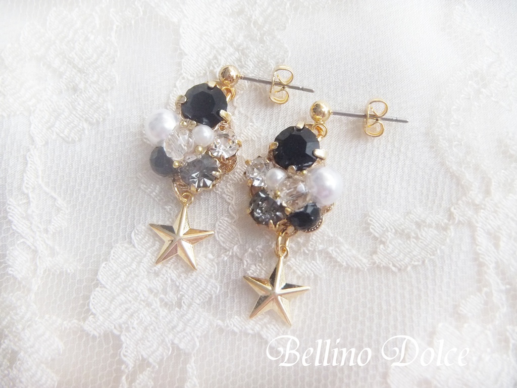 ユニットビジューチャームピアス(イヤリング)