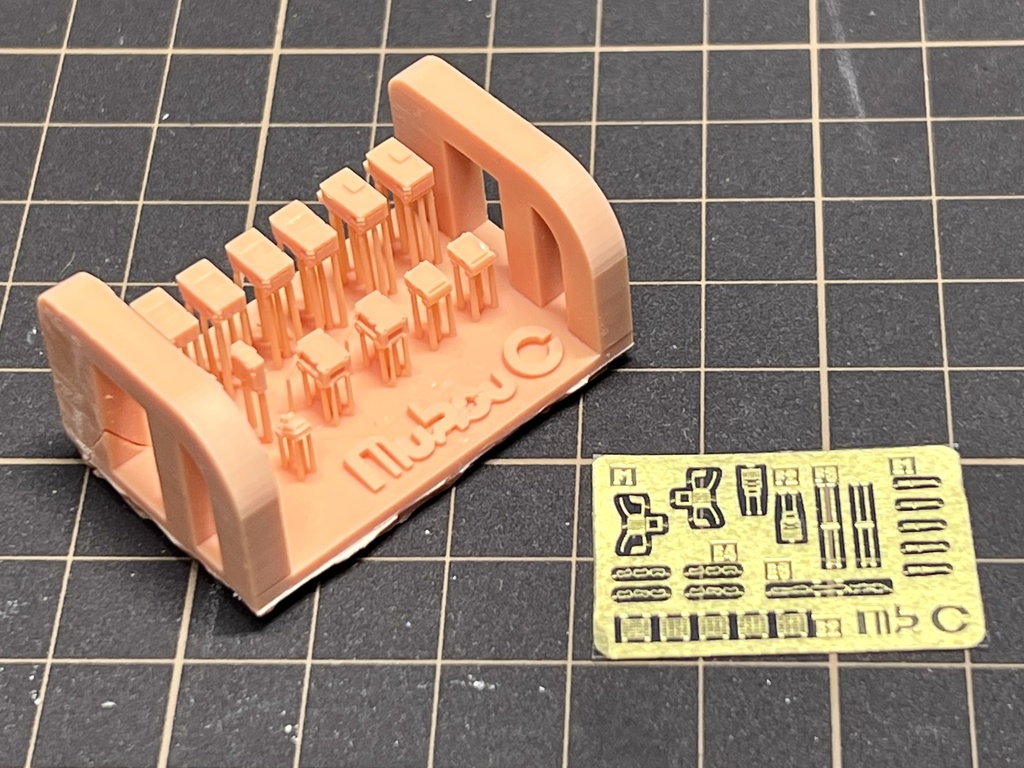 1/700 クイーン・エリザベス級 空母作業車セットA B(エッチングパーツ付き)