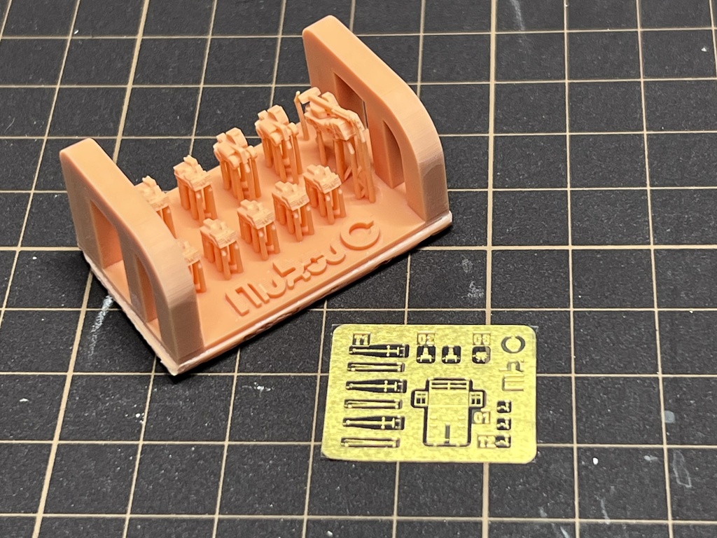 1/700 クイーン・エリザベス級 空母作業車セットA B(エッチングパーツ付き)