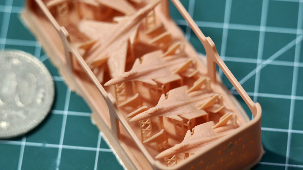 1/700 J-15 飛鮫 艦上戦闘機