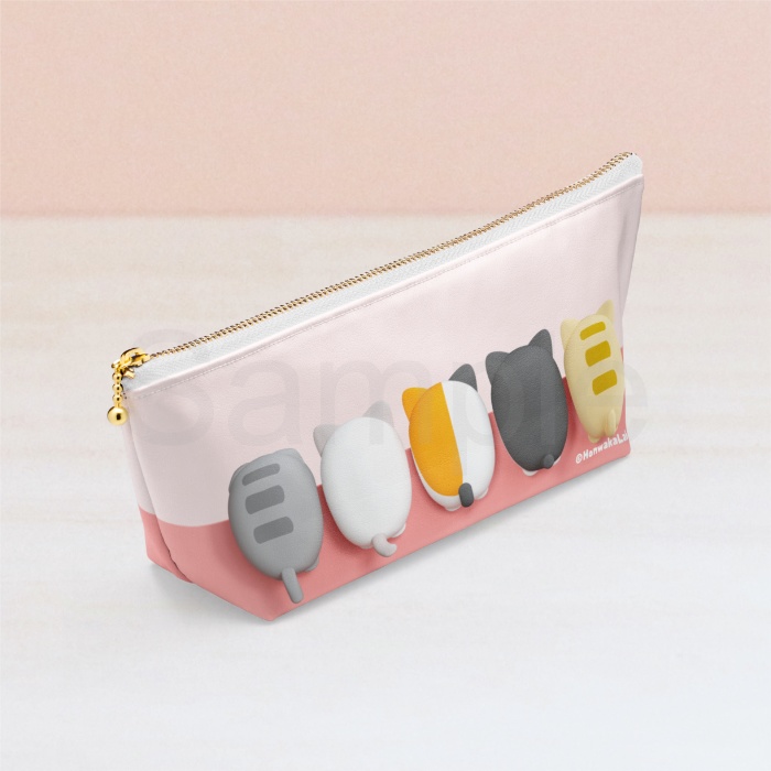 ほんわかにゃんころポーチ