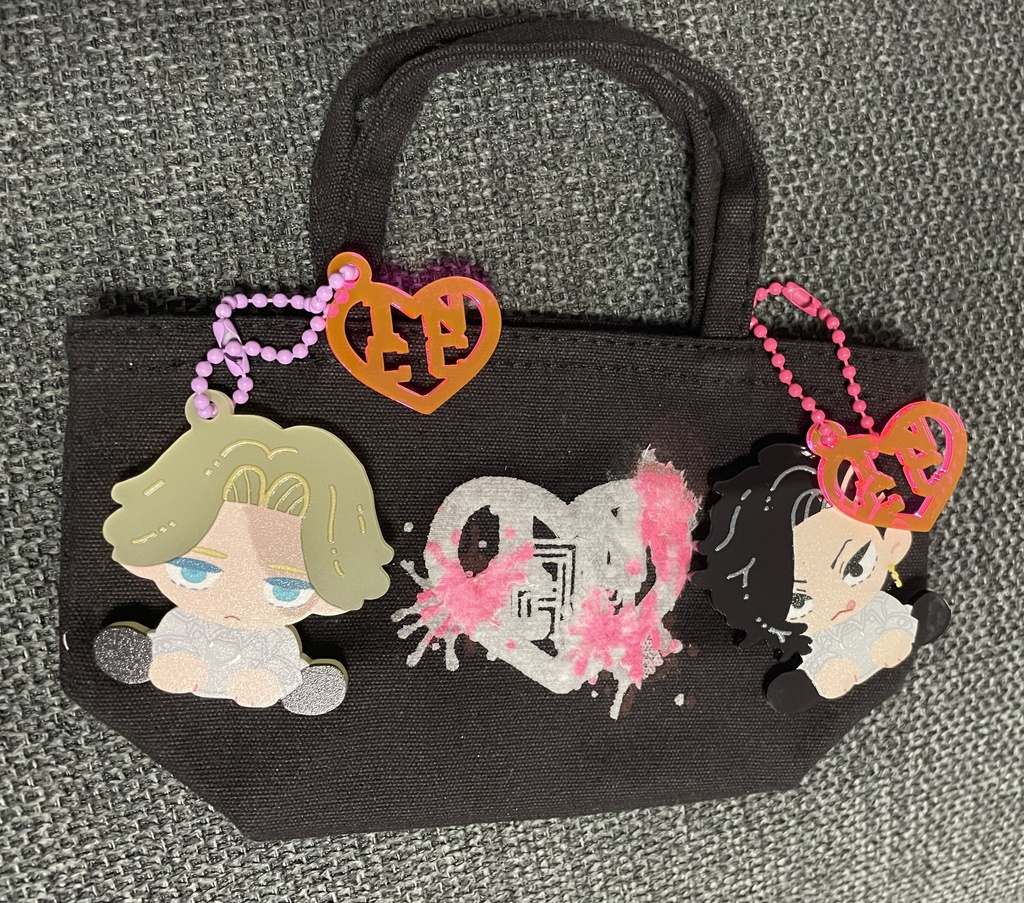 【卍】イヌピー&ココ　アクリルキーホルダーセット(小バッグ付き)