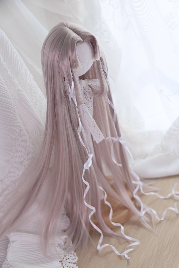 【再開時期未定】 1/3ドールウィッグ 柔らか繊維センター分け姫ロングリボン結び