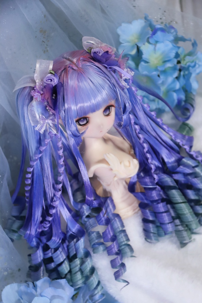 【イベント持ち戻り】8〜9インチ『3段レイヤーもみあげ・豪華姫ロマンロール簪くるくる♡お嬢様のインテークツインテール』1/3ドールウィッグ