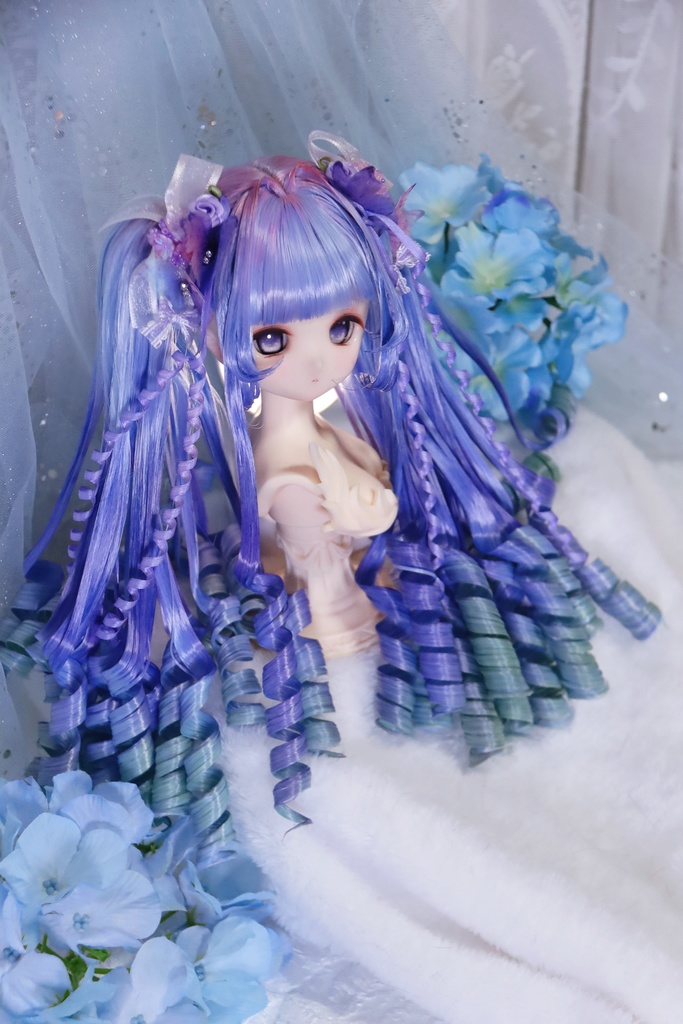 【イベント持ち戻り】8〜9インチ『3段レイヤーもみあげ・豪華姫ロマンロール簪くるくる♡お嬢様のインテークツインテール』1/3ドールウィッグ