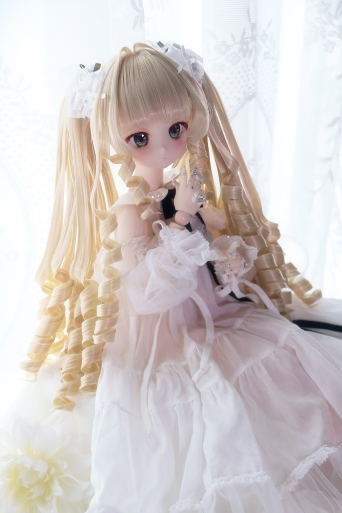 【イベント持ち戻り】8〜9インチ『3段レイヤーもみあげ・豪華姫ロマンロール簪くるくる♡お嬢様のインテークツインテール』1/3ドールウィッグ