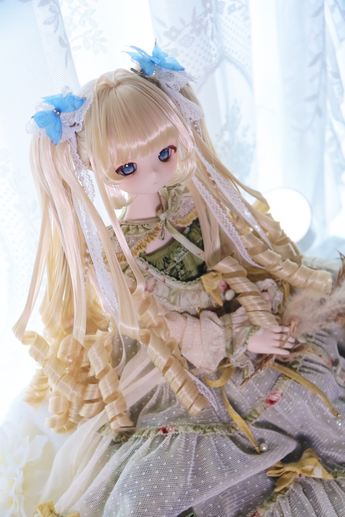 【イベント持ち戻り】8〜9インチ『3段レイヤーもみあげ・豪華姫ロマンロール簪くるくる♡お嬢様のインテークツインテール』1/3ドールウィッグ