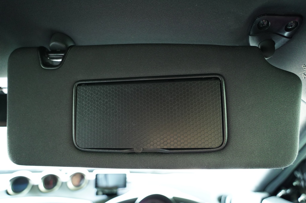 Z34専用 サンバイザーカバー（六角柄）