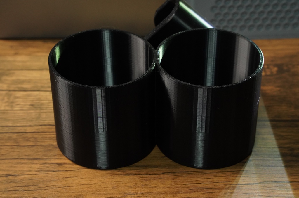 純正と同じボトル高さに対応。Z34専用 ダブルカップホルダー【先行販売】