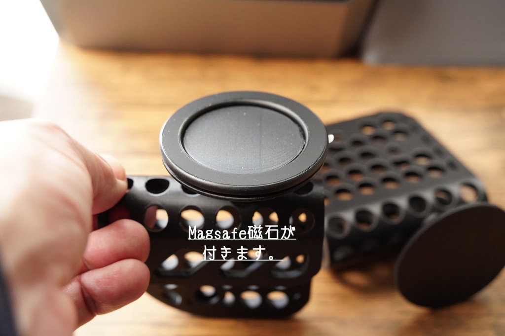 日産フェアレディZ(Z34型)用カップホルダー用マウント(MagSafe対応)
