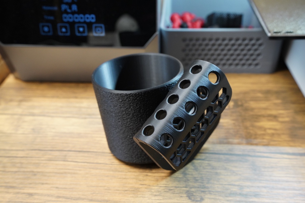 新型フェアレディZ RZ34 カップホルダー 3Dプリント製 【マット黒PETG or マット黒PETG CF(カーボンファイバー)】