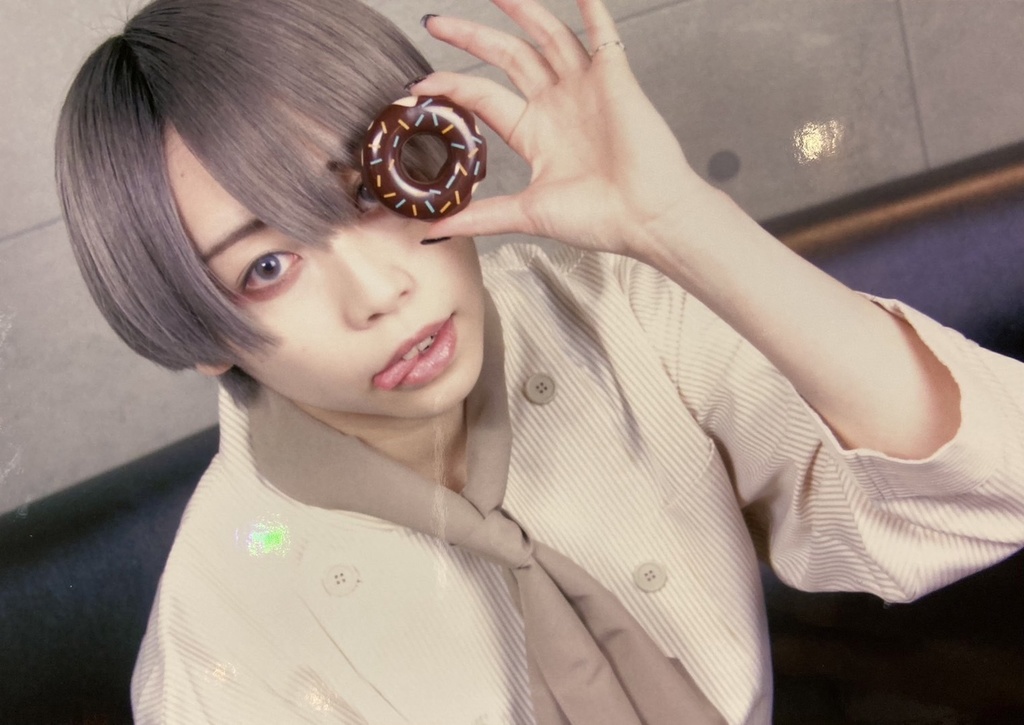 らいき カフェ衣装ブロマイドB