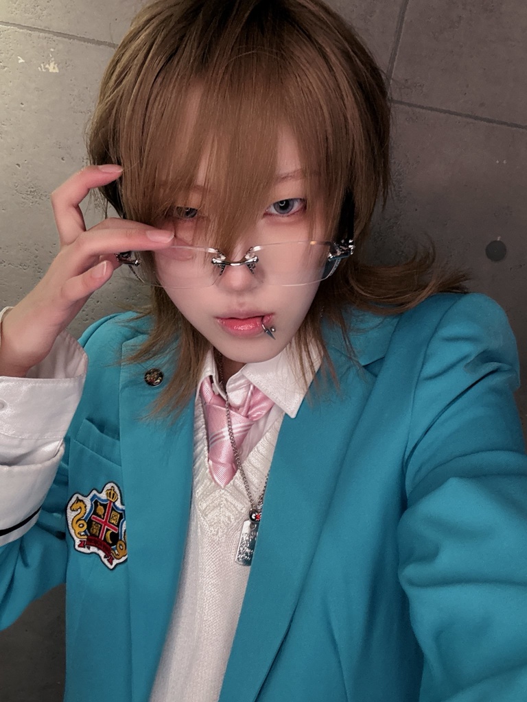 れい 1shotチェキ