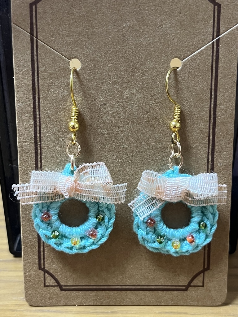 リース風ピアス(水色) - handmade shop☆ERI.Y☆ - BOOTH