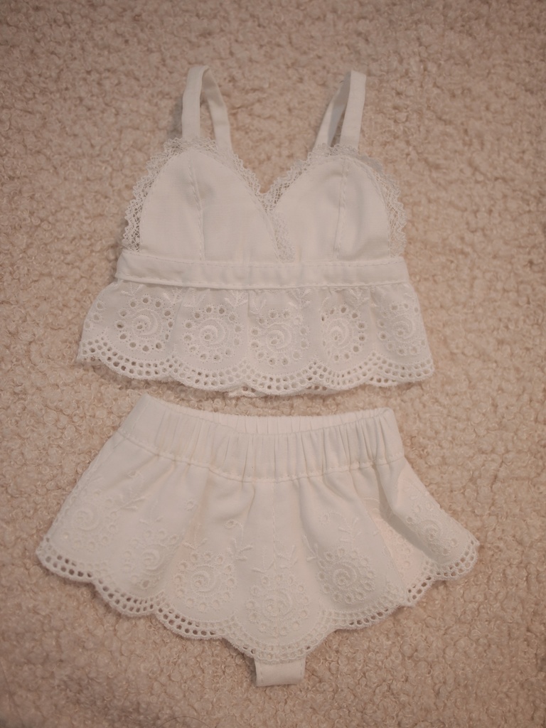 SD13/SD10 BJD Outfits - ๐ฎ๐๐๐๐ ๐๐๐๐ถ๐๐ (white set)