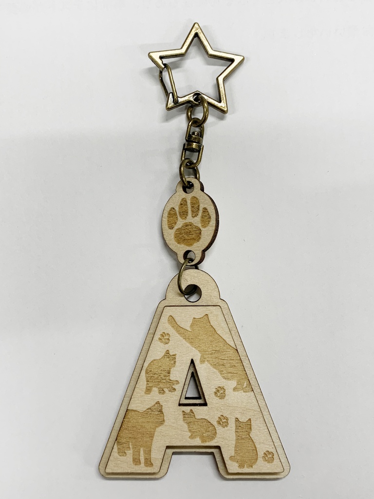 猫のウッドキーホルダー